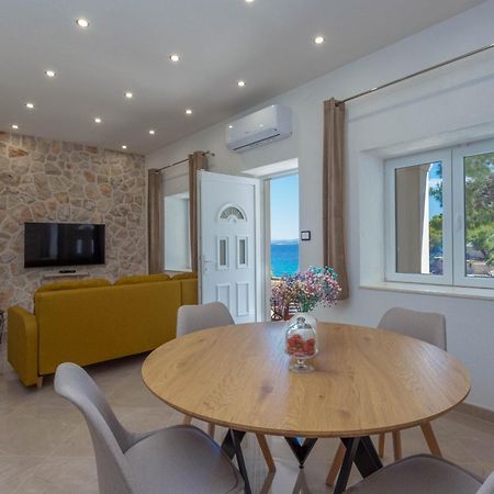 Apartments By The Sea Cove Zastupac, Hvar - 8761 ฮวาร์ ภายนอก รูปภาพ