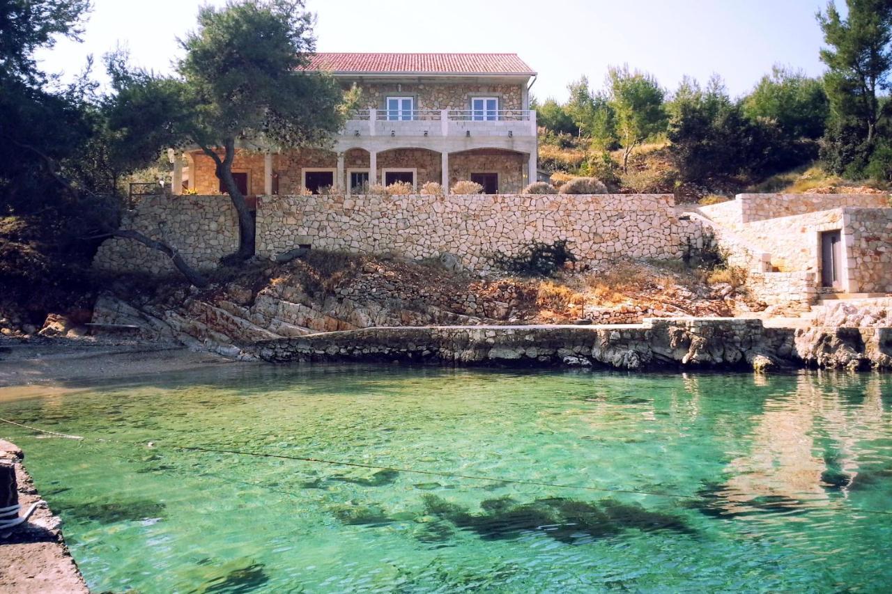 Apartments By The Sea Cove Zastupac, Hvar - 8761 ฮวาร์ ภายนอก รูปภาพ