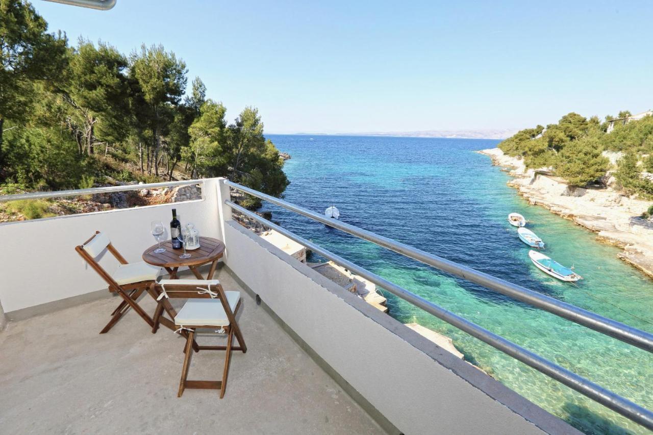 Apartments By The Sea Cove Zastupac, Hvar - 8761 ฮวาร์ ภายนอก รูปภาพ