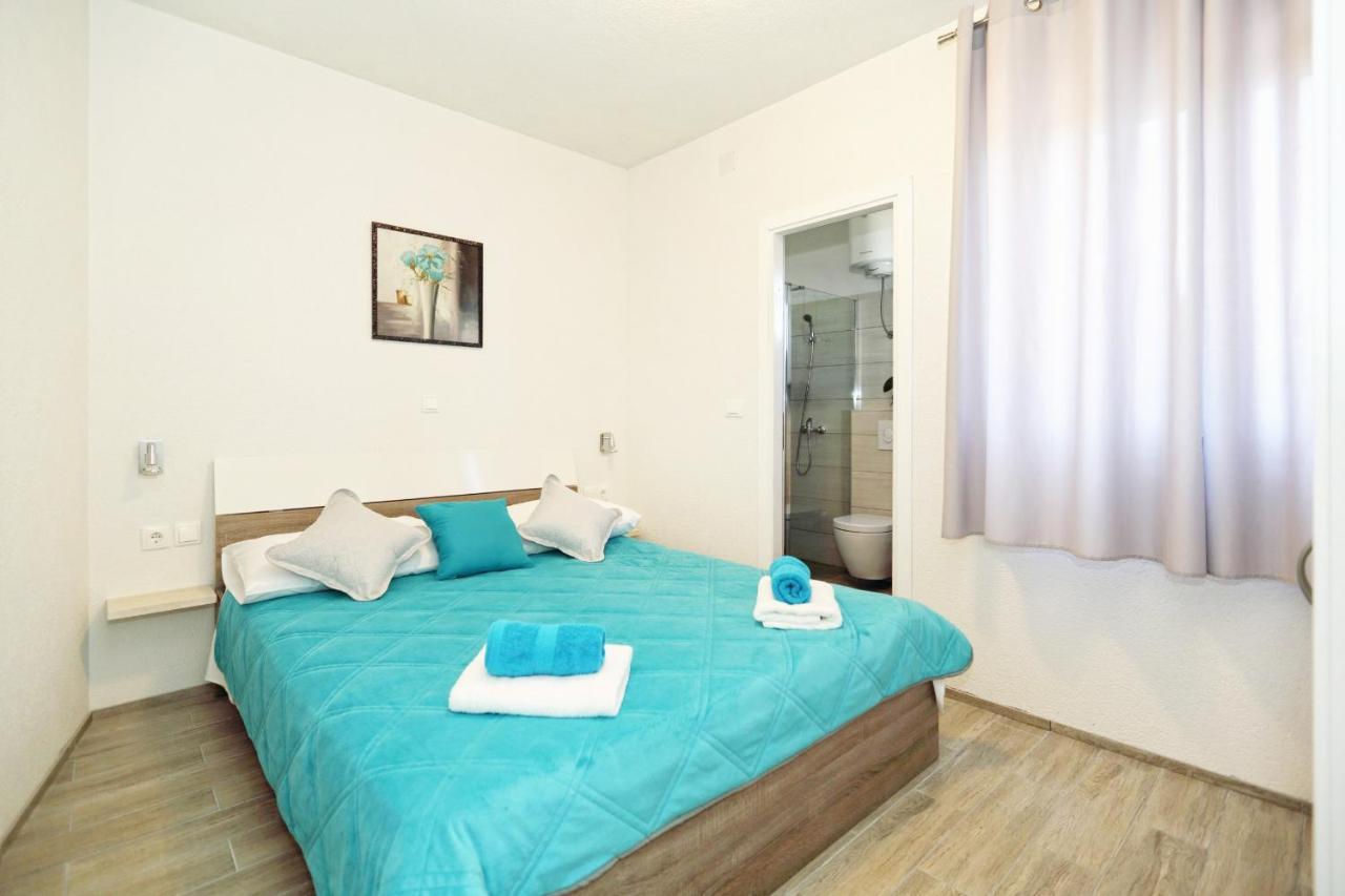 Apartments By The Sea Cove Zastupac, Hvar - 8761 ฮวาร์ ภายนอก รูปภาพ